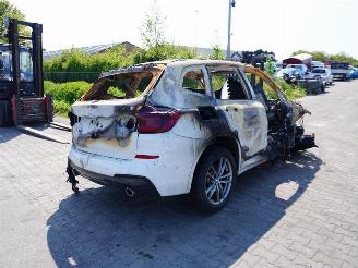 danneggiata veicoli commerciali BMW X3 XDRIVE30E 2021/9